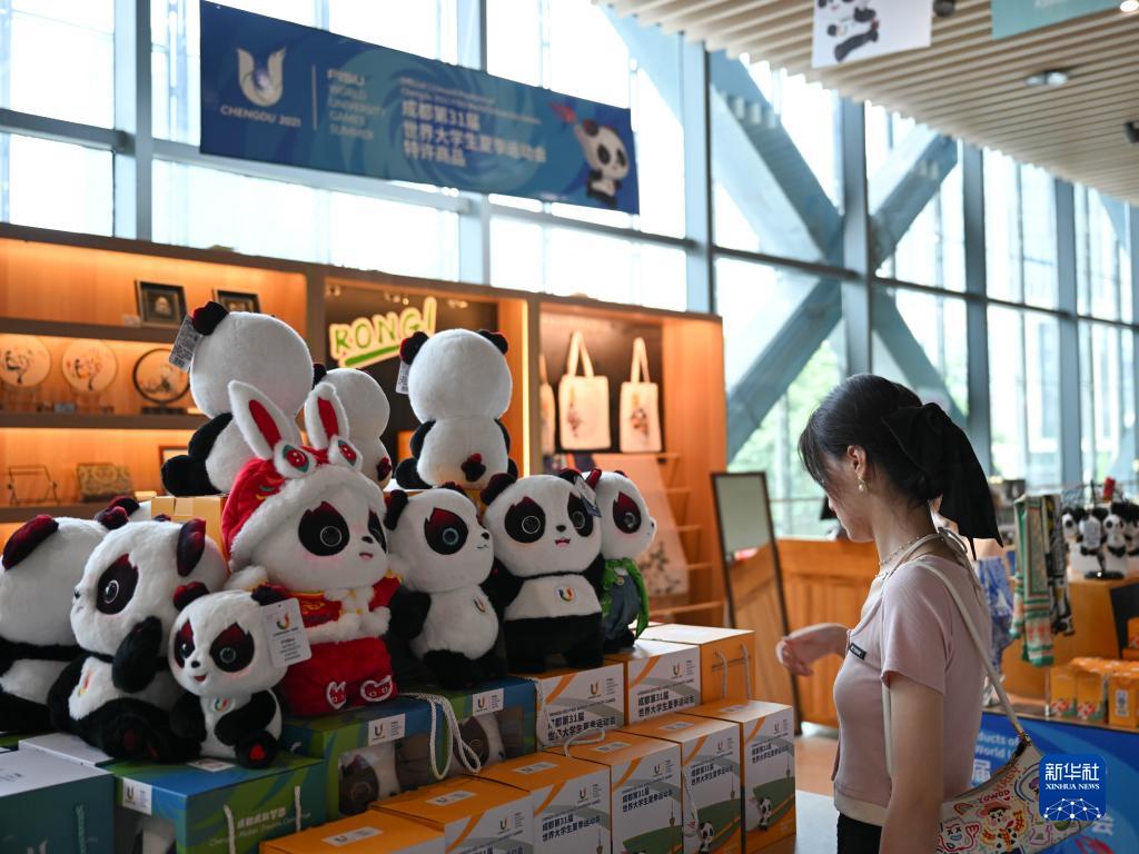 大运熊猫特许商品受热捧