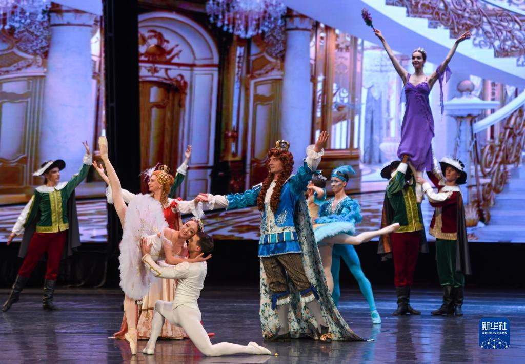 白俄罗斯芭蕾剧目《睡美人》在乌鲁木齐上演