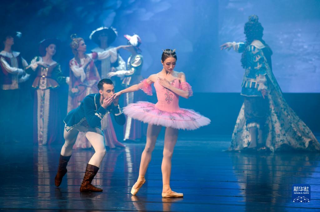 白俄罗斯芭蕾剧目《睡美人》在乌鲁木齐上演