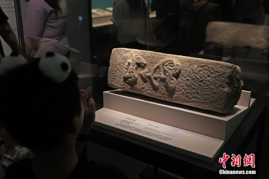 “大运热”带火成都“文博热” 文化成都引游客“打卡”巴蜀文化