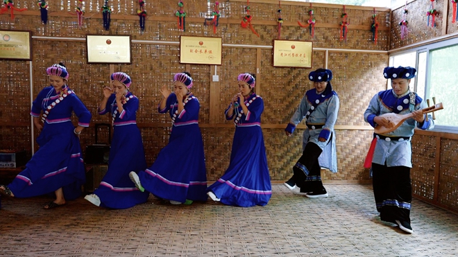 【多彩民族有多彩】怒江峡谷深处热情奔放的傈僳族歌舞