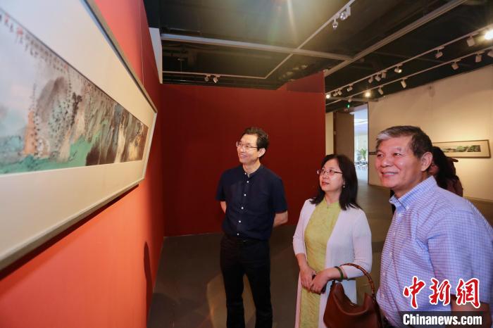 焦点热文：中国国家画院六人展在天津美术馆开展 100余件作品展时代气象