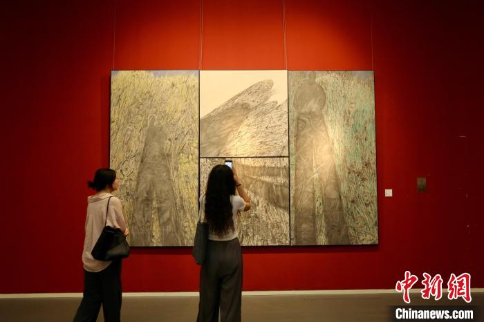 中国国家画院六人展在天津美术馆开展 100余件作品展时代气象