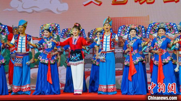 （寻味中华丨戏曲）广西彩调：活跃在乡间田野的快乐剧种