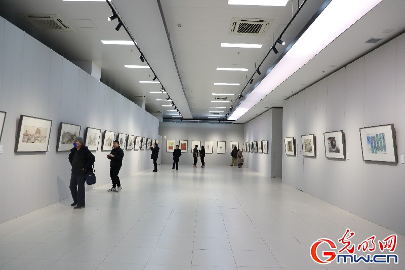 北京中軸線主題寫生作品展開幕百餘幅作品展出