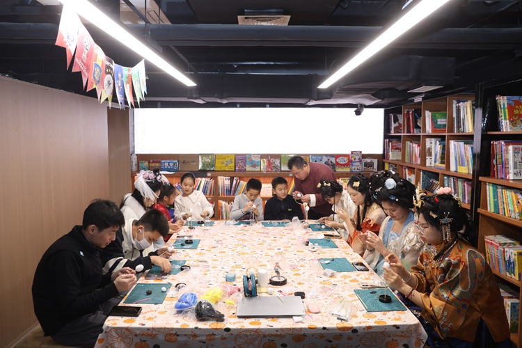 打造新生活方式暨繁荣古旧书市场主题沙龙系列活动在京启动