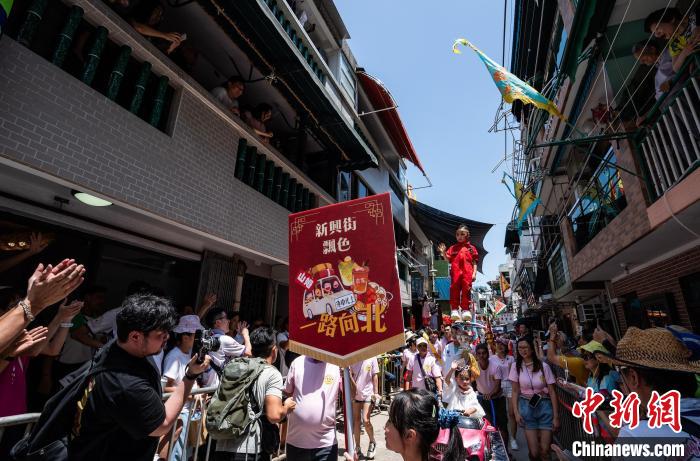 来太平清醮,邂逅摩登香港的古早Cosplay 来太平清醮,邂逅摩登香港的古早Cosplay