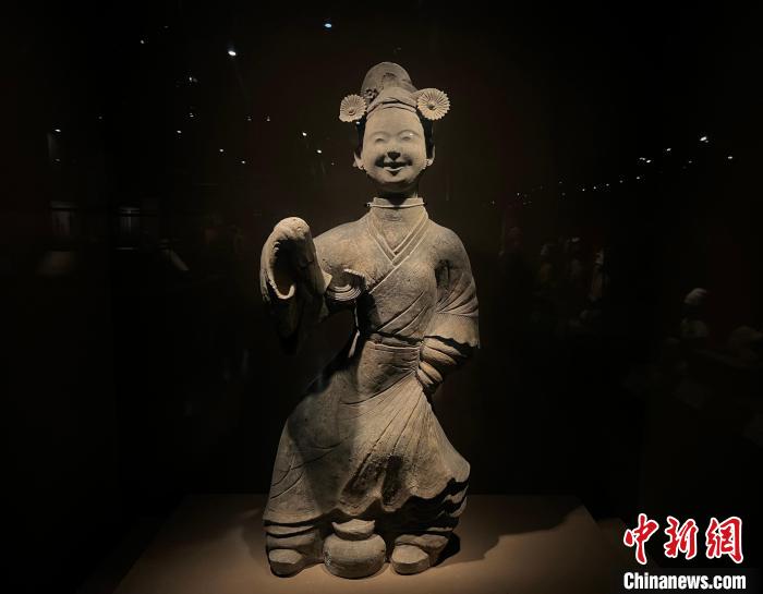 东西问丨黄晓枫、肖飞舸：从巴蜀乐舞文物看中外文化交流痕迹