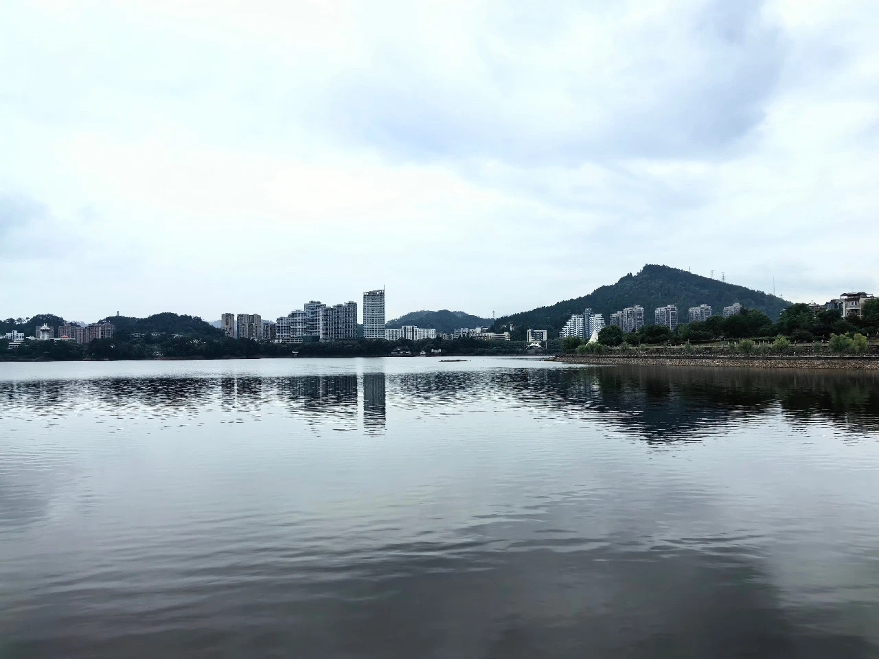 王学武 | 平凡的我们为何总放不下乡情