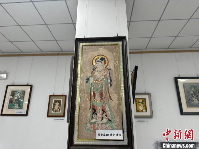 兰州展出“移动的敦煌” 岩板绘画展现文化魅力