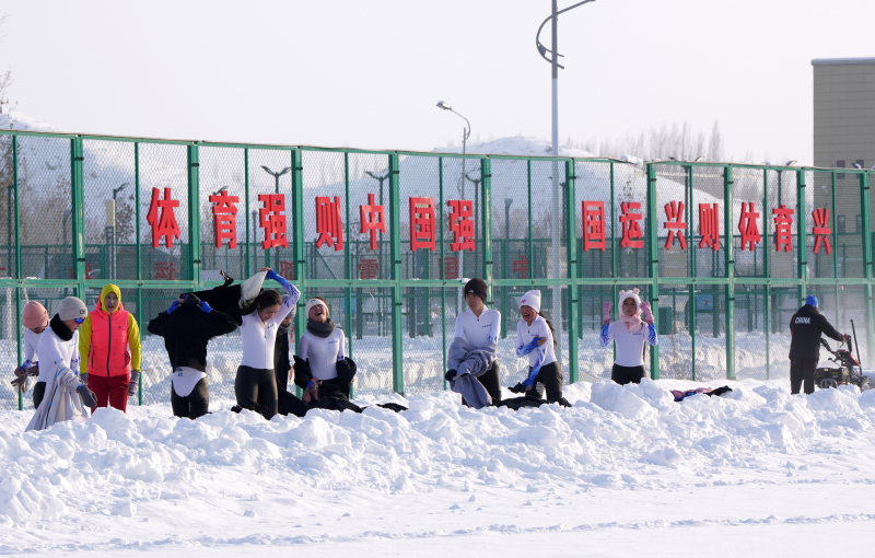 新春走基层丨“一老一小”的冰雪欢乐颂