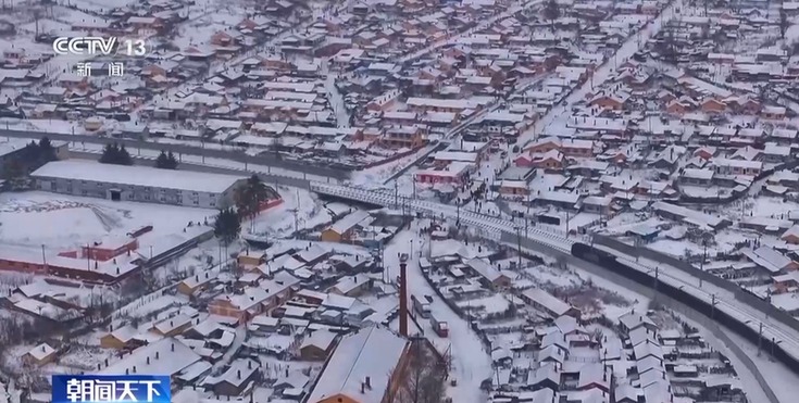 亚冬会带火冰雪小镇！滑雪教练：20人→500人，忙到飞起