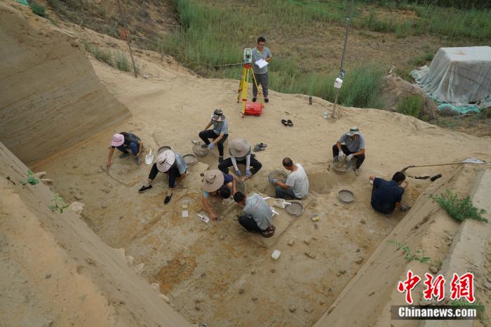 萨拉乌苏遗址扩展考古范围 新命名一处旧石器遗址点