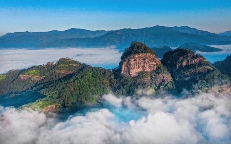 【何以中国】“偏要去武夷山，到底有谁在啊”