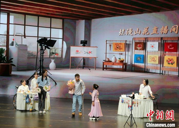 云南省残疾人艺术汇演：500余名演员诠释“不完美”的力量