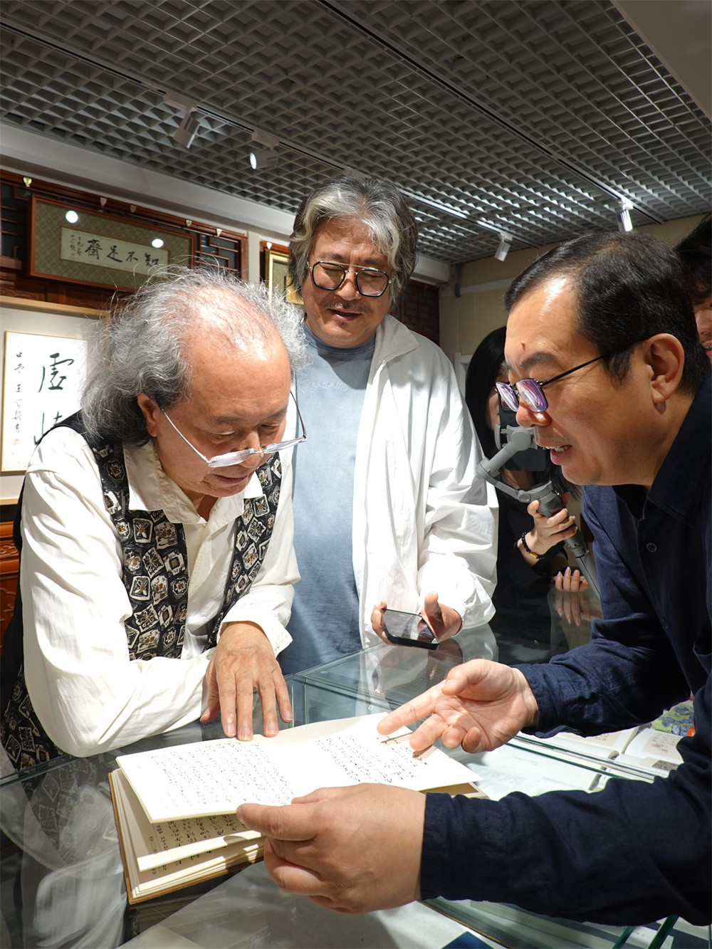 《王家新书法精品陈列》暨“泰文楼书法馆”在京隆重开幕