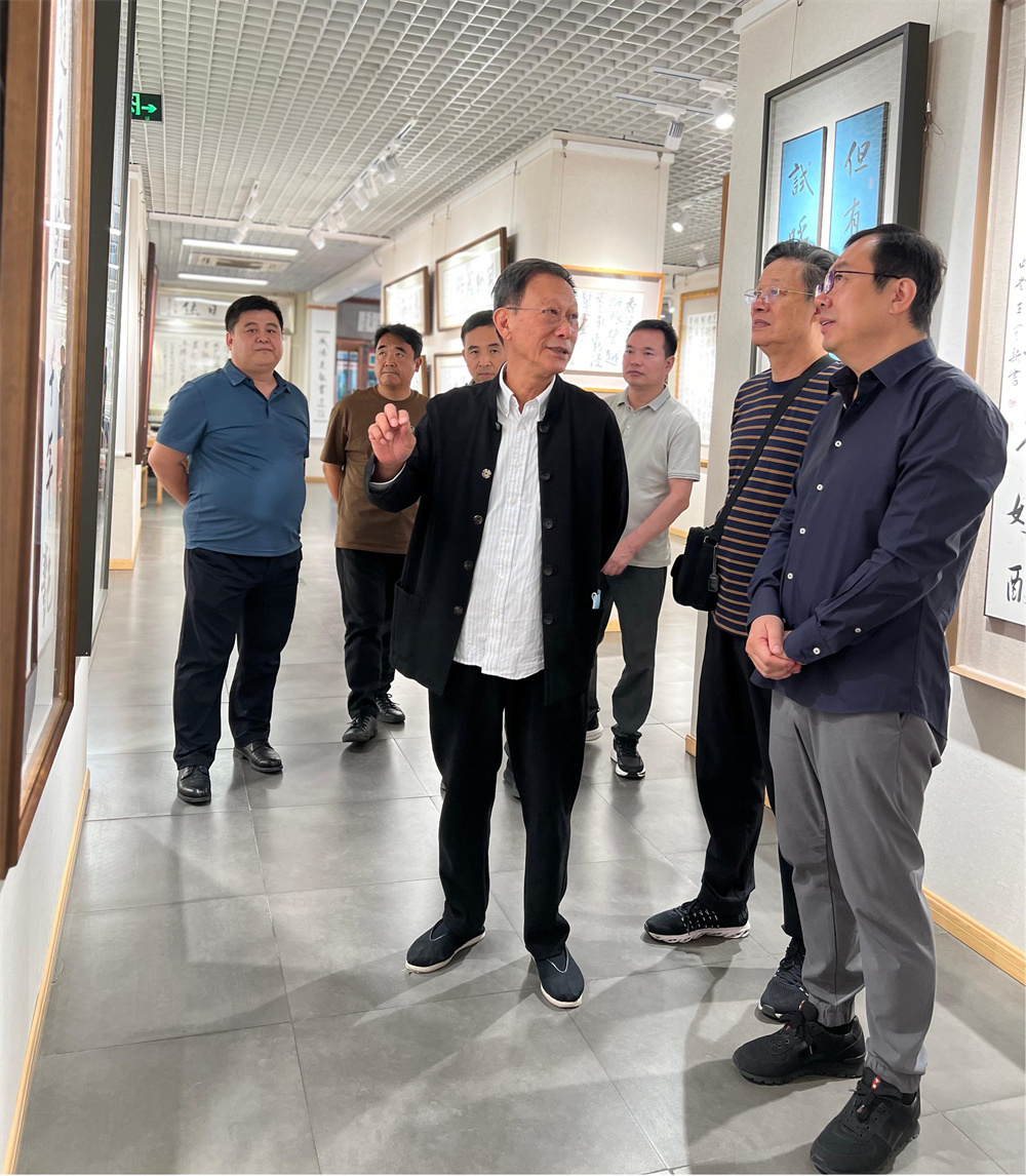 《王家新书法精品陈列》暨“泰文楼书法馆”在京隆重开幕