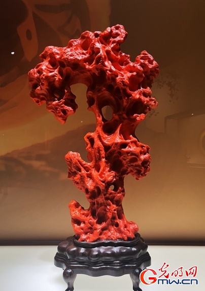 淄博琉璃艺术展“琉光璃彩”