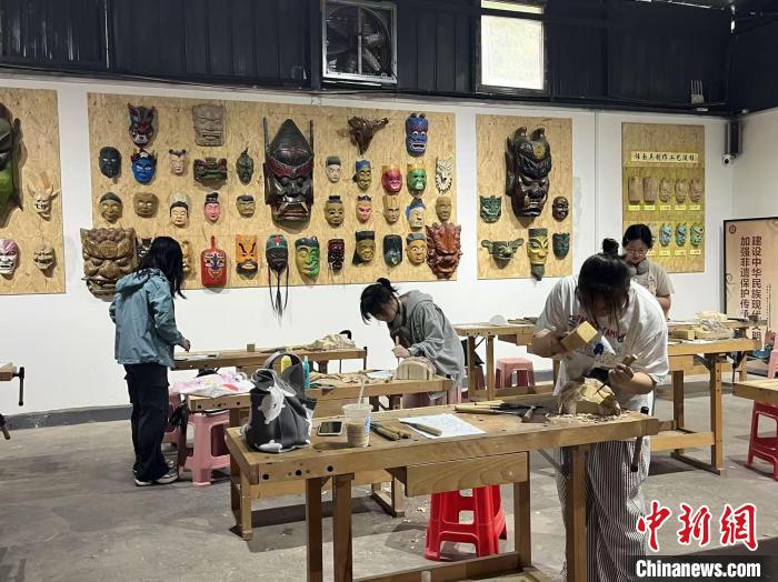 （寻味中华丨非遗）千年傩面有了“新面孔”
