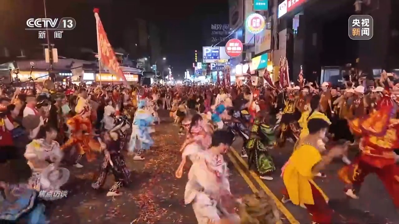 焦点访谈丨年轻人钟情老手艺 非遗装上“新引擎”