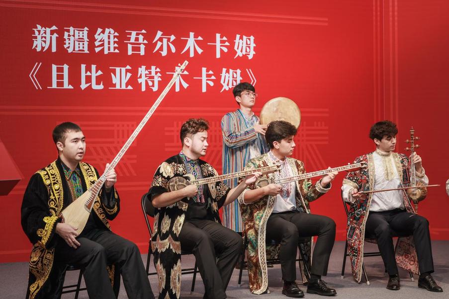 中国人民大学举办第二届人民艺术论坛暨“人民艺术·匠心传承”非物质文化遗产主题展 中国人民大学举办第二届人民艺术论坛暨“人民艺术·匠心传承”非物质文化遗产主题展