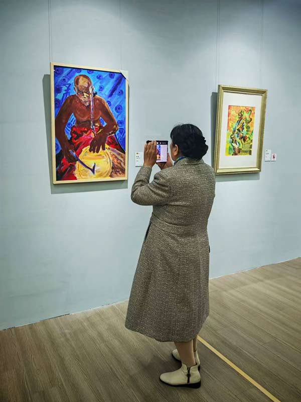 “非也然也——雄安容东非洲艺术展”举办 搭建中非文化交流桥梁 “非也然也——雄安容东非洲艺术展”举办 搭建中非文化交流桥梁