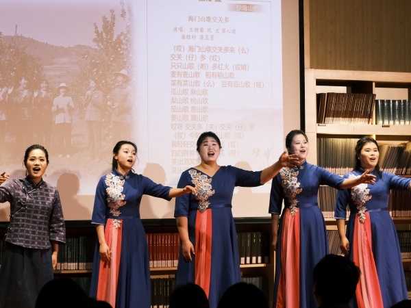 南通海门山歌唱进国家大剧院