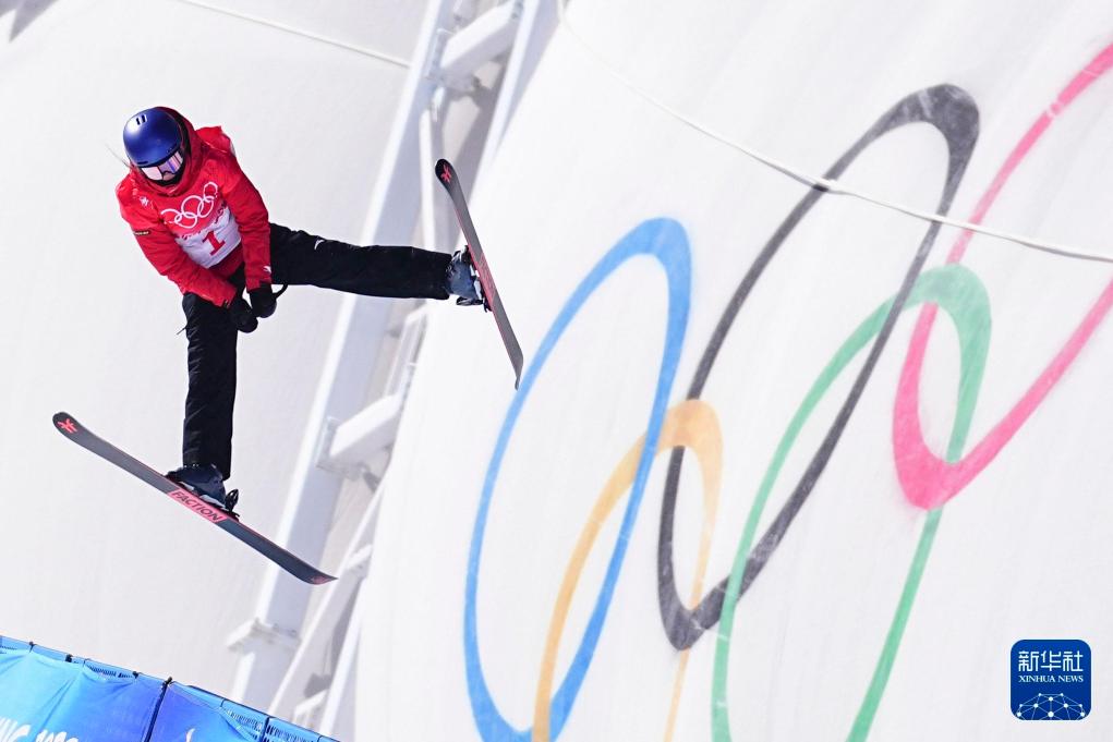 时光相册丨新雪季开启！影像见证中国滑雪“华丽转身”