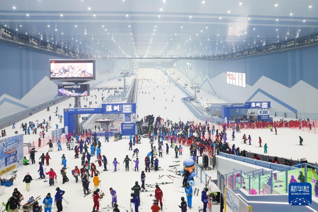 时光相册丨新雪季开启！影像见证中国滑雪“华丽转身”