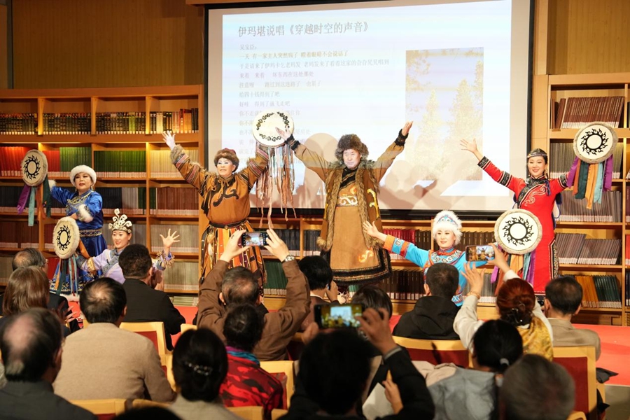 荡涤在三江流域的渔猎歌声 赫哲族民歌讲唱会在国家大剧院上演