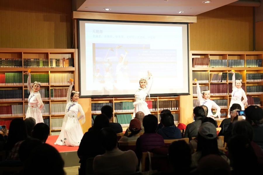 荡涤在三江流域的渔猎歌声 赫哲族民歌讲唱会在国家大剧院上演