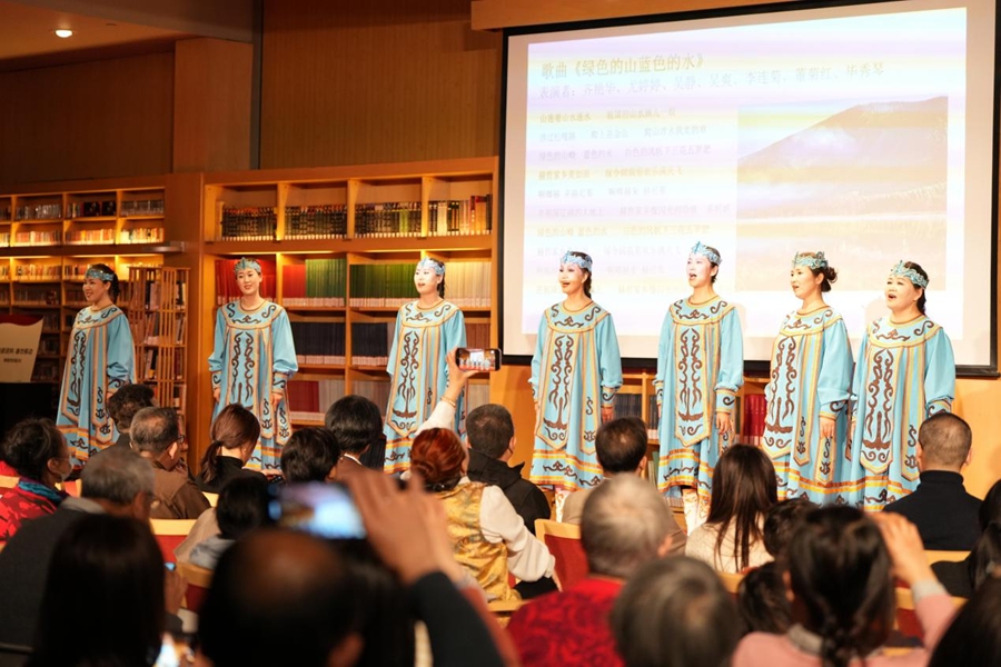 荡涤在三江流域的渔猎歌声 赫哲族民歌讲唱会在国家大剧院上演