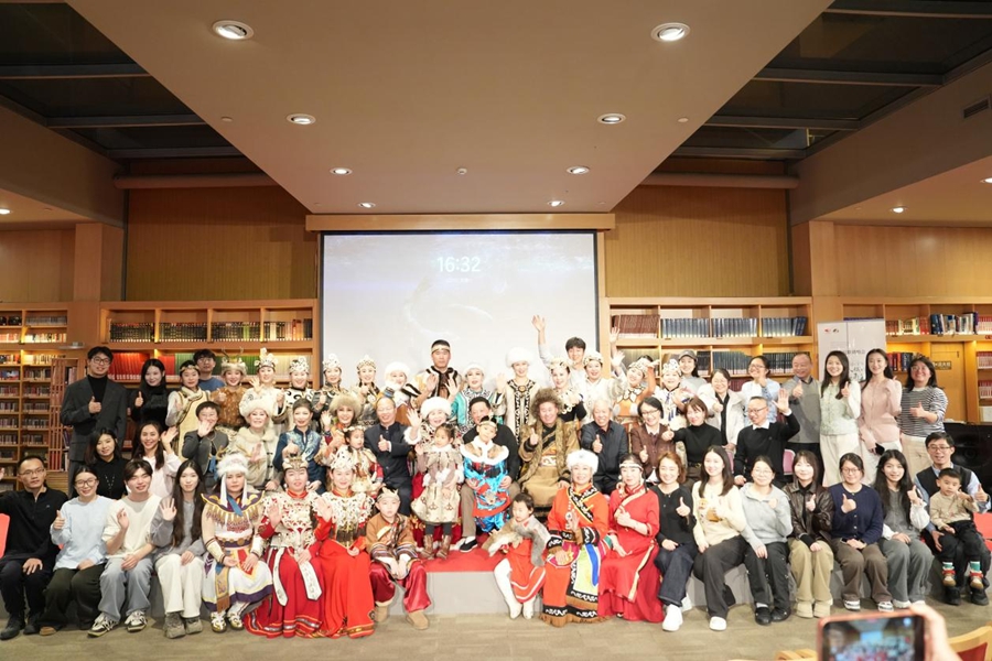 荡涤在三江流域的渔猎歌声 赫哲族民歌讲唱会在国家大剧院上演