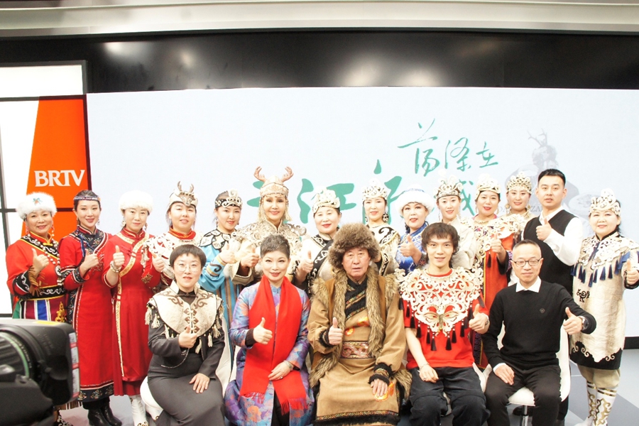 荡涤在三江流域的渔猎歌声 赫哲族民歌讲唱会在国家大剧院上演