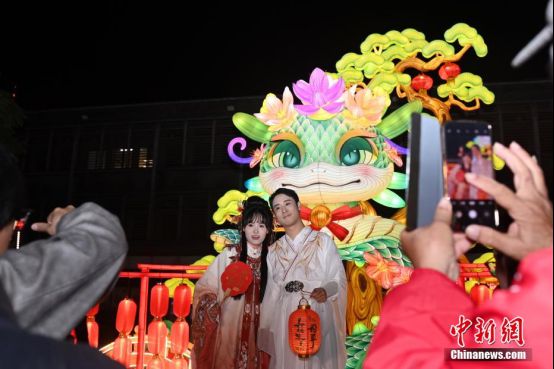 妙趣中国年:为什么说元宵节才是中国“情人节”?