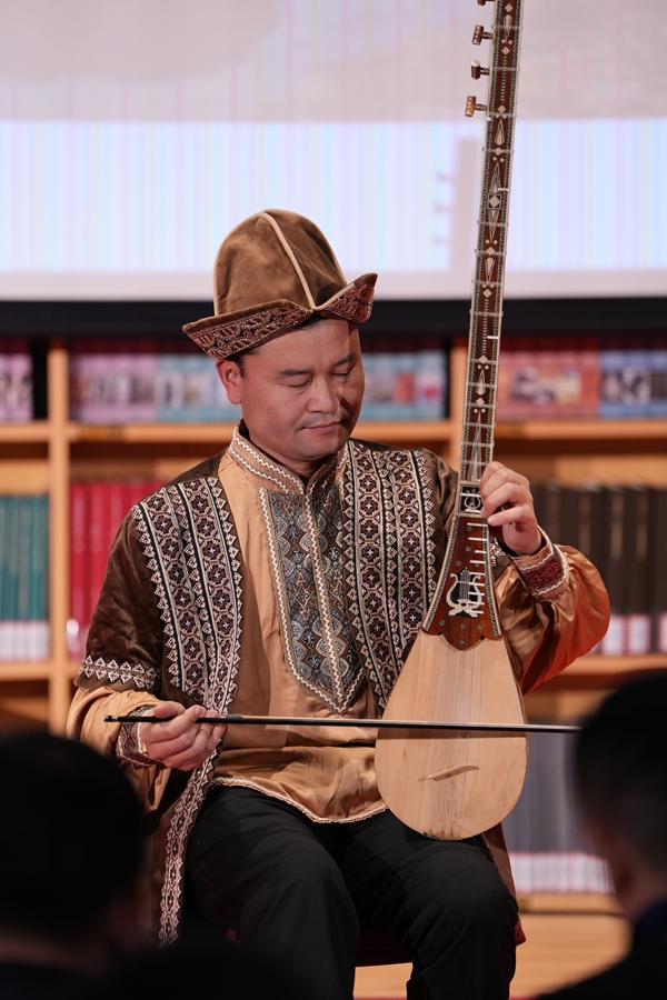 歌声嘹亮颂边疆——新疆军垦文化与兵团音乐讲唱会在国家大剧院圆满落幕