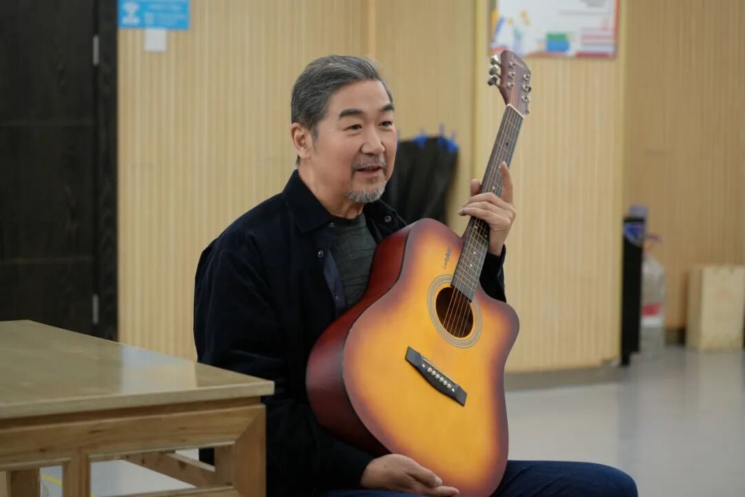 从坪山出发,张国立导演并领衔主演《情歌》深圳站官宣定档