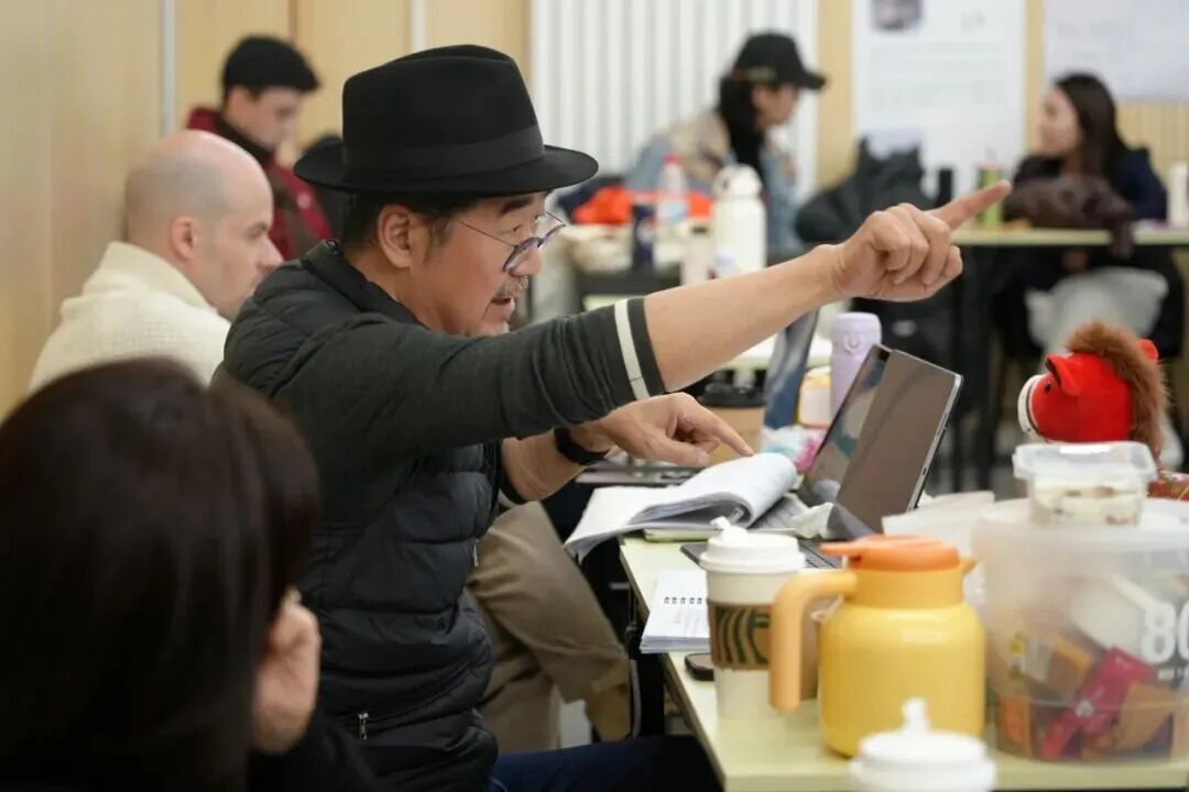 从坪山出发,张国立导演并领衔主演《情歌》深圳站官宣定档