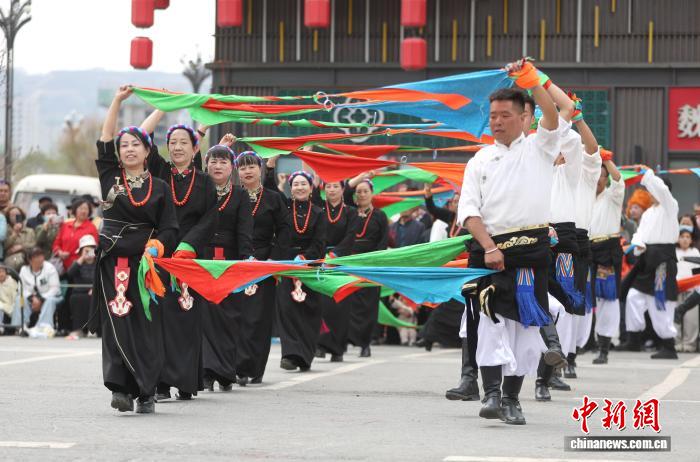 第二届青海省锅庄舞邀请赛决赛举行