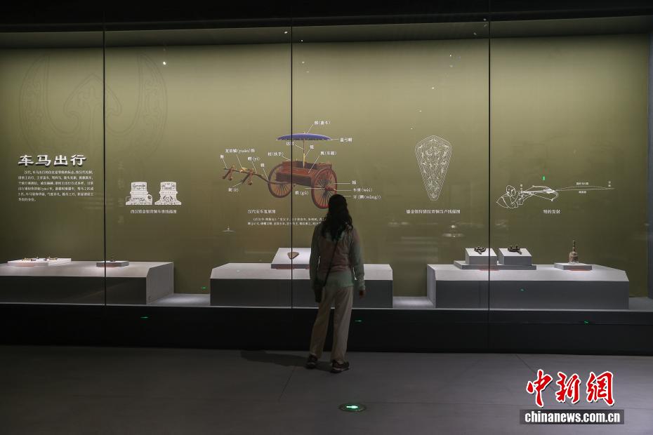 110件/套汉代中山国诸侯王墓出土文物在江西南昌展出