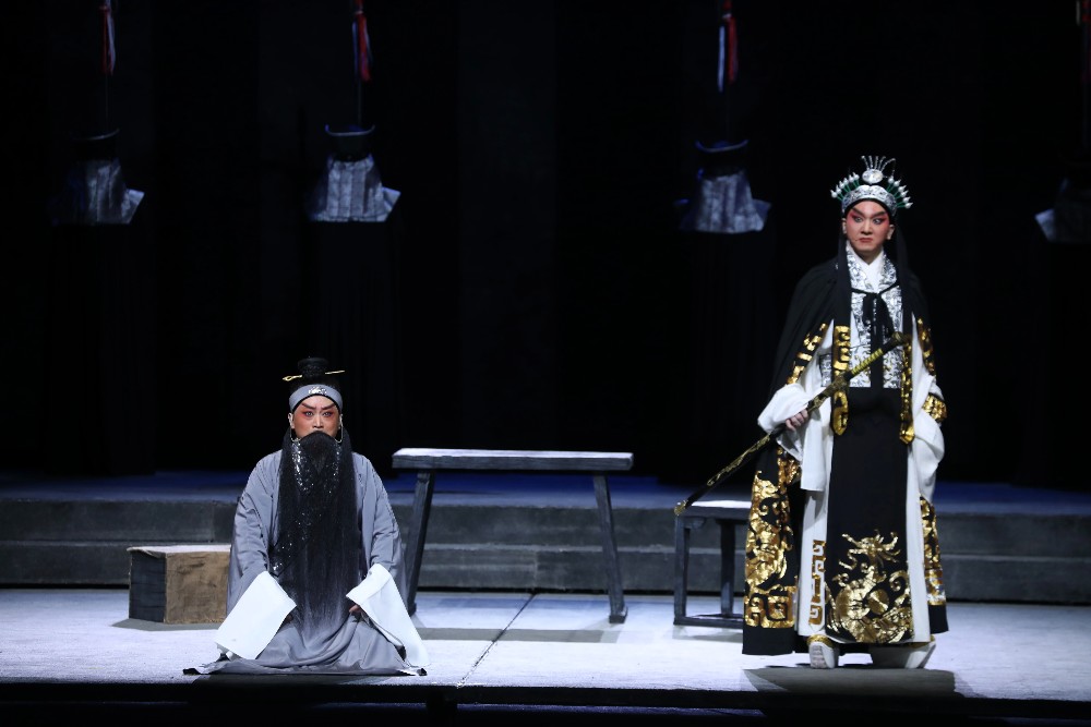 品格、精神与张力——观上海京剧院新编历史剧《武帝刘彻》