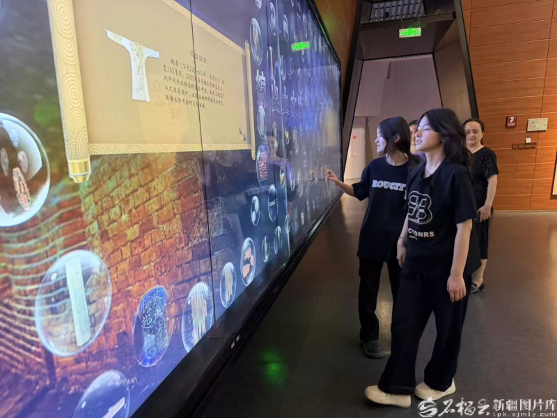 文物两地书④万里同规 | 烽燧无言 家国有证