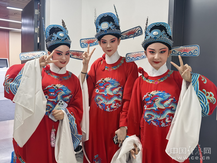 青春华章丨燃!这就是今天的中国青年