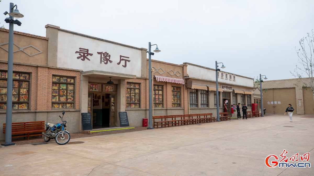 山河如画·多彩宁夏 | 让亲历者变讲述者 书写“金沙滩”的奋斗史诗
