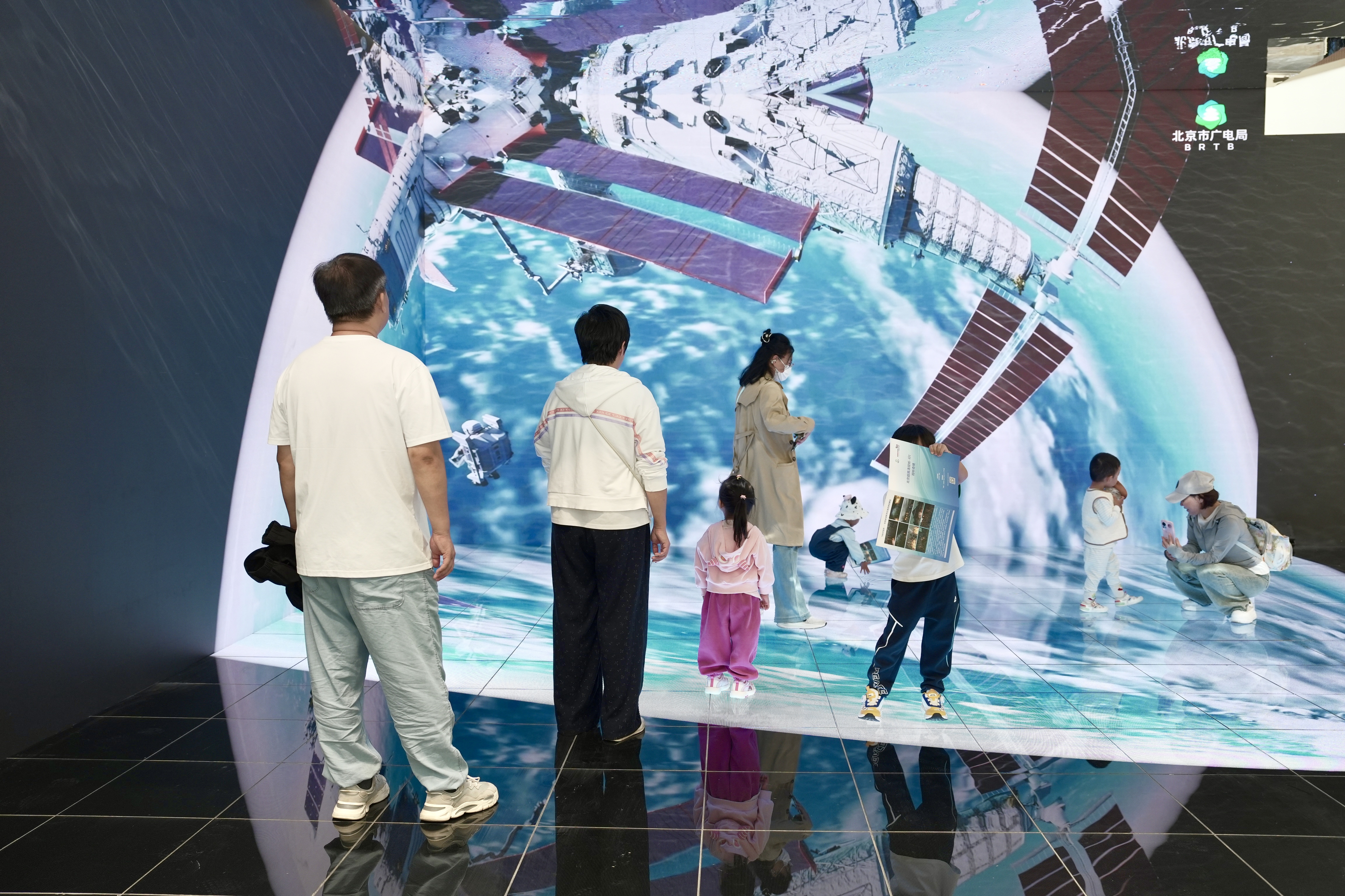 “视听奇境”再出发！这场沉浸之旅，邀你入戏