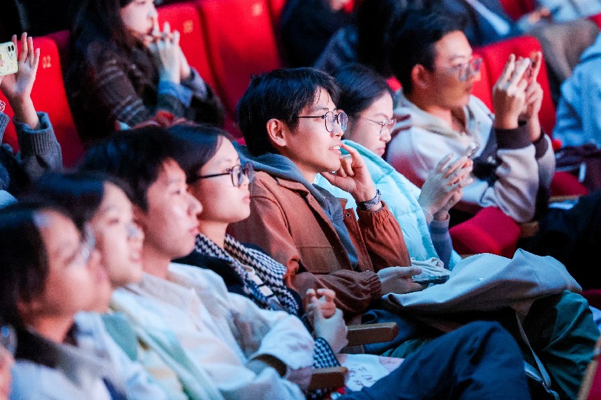 “科学、哲学与艺术：科技与人文协同之道”第三期对话会举行 嘉宾跨界探讨“AI时代如何认识世界”