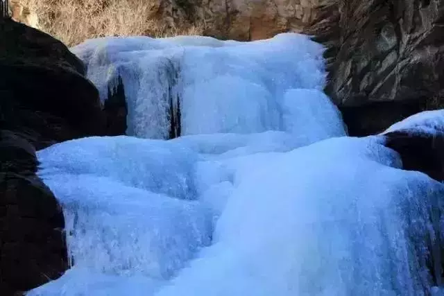 周末去哪儿｜瀑布都见过，冰瀑你见过吗？