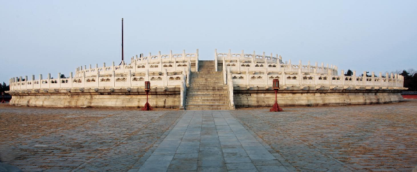 趣说北京 | 建成100年后天坛被嘉靖皇帝重修，“花哨房顶”别有深意