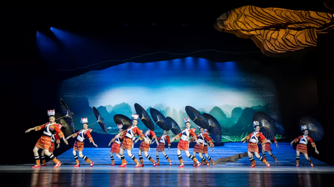 广东丨《瑶山那抹红》：唱响新时代的“瑶族舞曲”
