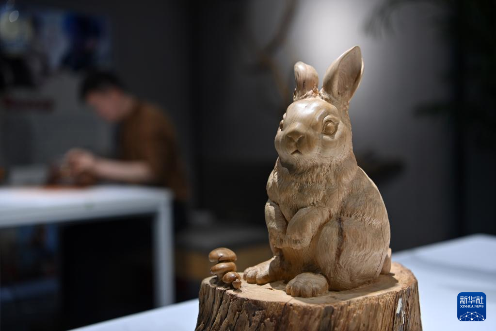 晋作木雕：木里有千秋